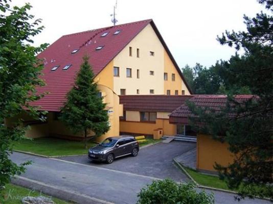 Hotel Svratka Exterior photo